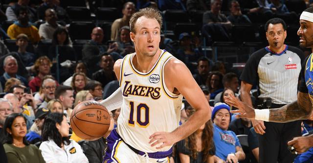 肯納德替補高效貢獻16分 雷迪克：他激活瞭我們全隊的進攻