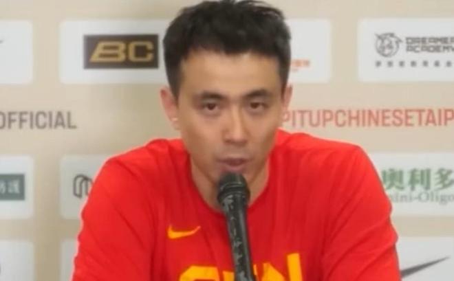 趙繼偉：中國男籃空前團結，希望這兩場比賽喚醒所有中國球員