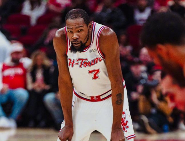 火箭遭熱火逆轉終結3連勝 杜蘭特32+6+8沖突吃T阿門20+11